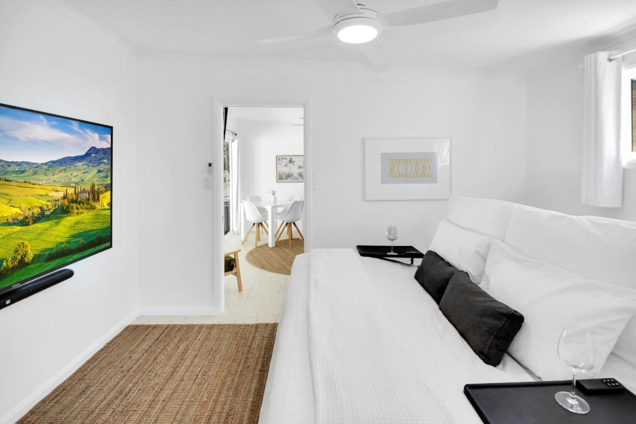 Private Outdoor Spa, Fire Pit, Cinema Room - The Cottage Coolum Beach Exteriér fotografie