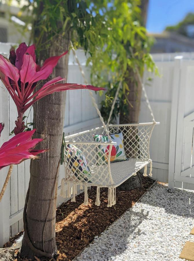 Private Outdoor Spa, Fire Pit, Cinema Room - The Cottage Coolum Beach Exteriér fotografie