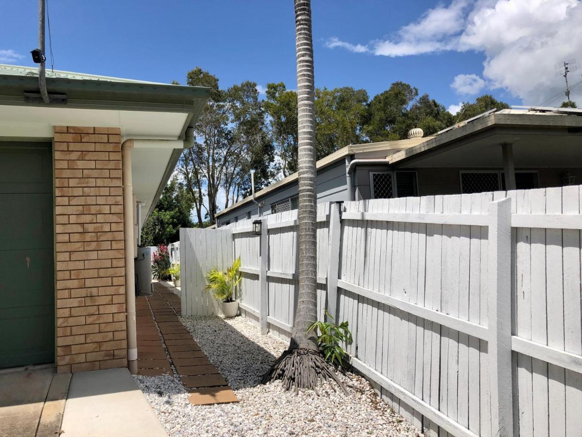 Private Outdoor Spa, Fire Pit, Cinema Room - The Cottage Coolum Beach Exteriér fotografie